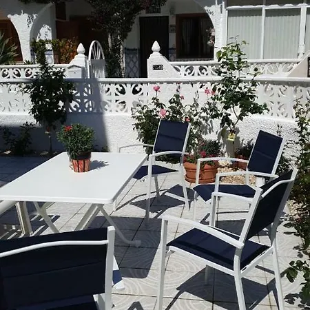 Maria - 200 Meters From The * Torrevieja